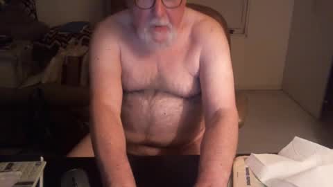 Snapshot of chicagojoe46 chatting on December 8, 4:25 am ChicagoJoe online show from December 8, 4:25 am