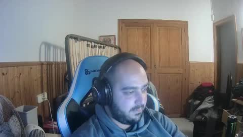 chicomallorca96 online show from February 18, 5:10 pm