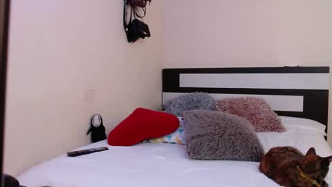 Snapshot of chikandela chatting on December 16, 10:45 pm Valentina online show from December 16, 10:45 pm