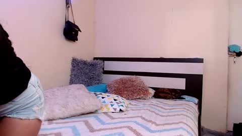 Snapshot of chikandela chatting on September 29, 8:57 pm Valentina online show from September 29, 8:57 pm