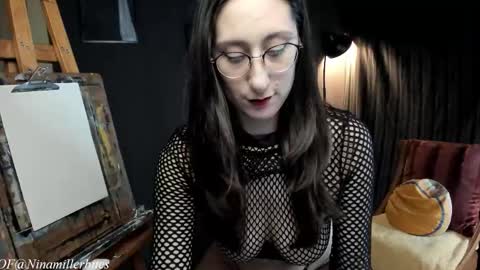 Snapshot of chilicheesebite chatting on November 7, 5:35 pm Nina online show from November 7, 5:35 pm