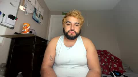 Snapshot of chillcub130895 chatting on September 22, 8:16 am chillcub130895 online show from September 22, 8:16 am