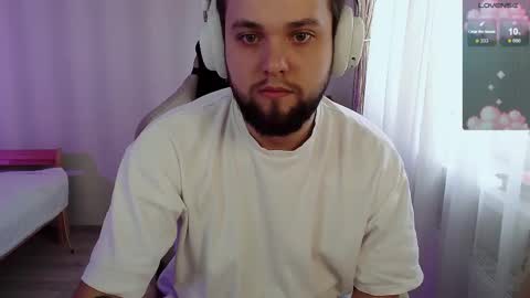 Mark online show from March 13, 10:44 am