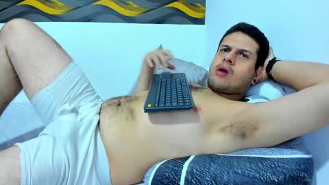 Chilly Willyx online show from April 16, 1:01 pm