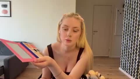 Chanelle online show from July 15, 9:25 am