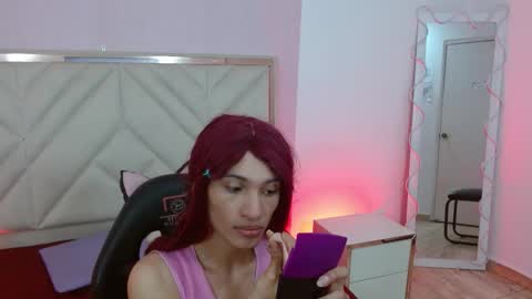 Snapshot of chipi_tay chatting on September 8, 7:13 pm chipi_tay online show from September 8, 7:13 pm