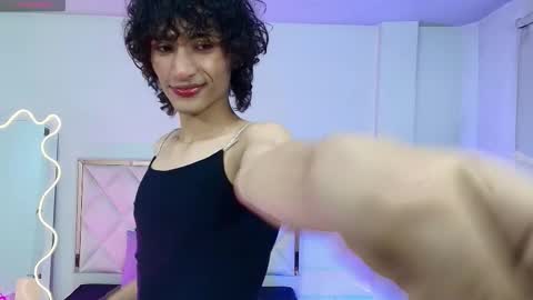 Snapshot of chipi_tay chatting on October 6, 7:22 pm chipi_tay online show from October 6, 7:22 pm