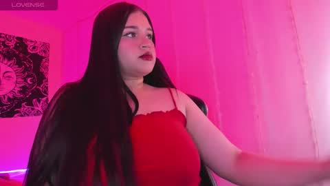 chloe online show from October 28, 5:59 pm