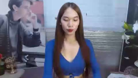 Snapshot of chloe_bilat chatting on September 27, 11:37 am chloe_bilat online show from September 27, 11:37 am