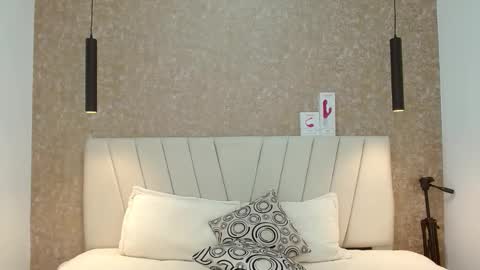 Abby 19 years online show from January 25, 9:35 pm