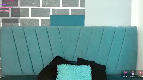 Snapshot of chloe_brownn1 chatting on July 3, 3:07 pm Abby 19 years online show from July 3, 3:07 pm