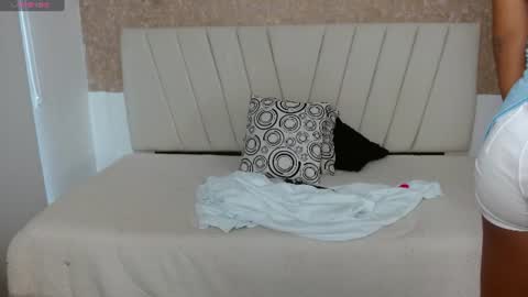 Snapshot of chloe_brownn1 chatting on July 12, 5:59 pm Abby 19 years online show from July 12, 5:59 pm