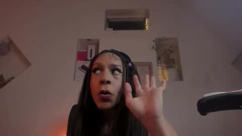 chloe_cooperr online show from October 28, 3:21 am