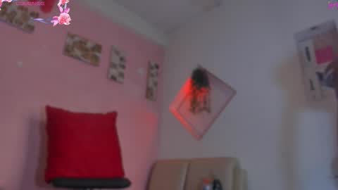 chloe_cooperr online show from January 17, 2:38 am