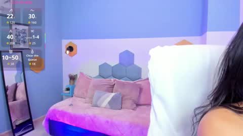 Snapshot of chloe_fischer chatting on September 29, 2:44 pm Chloe online show from September 29, 2:44 pm