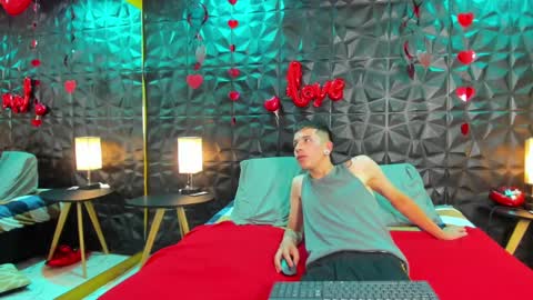 Snapshot of chloe_jakke chatting on February 15, 3:39 pm CHLOE AND JAKKE. online show from February 15, 3:39 pm