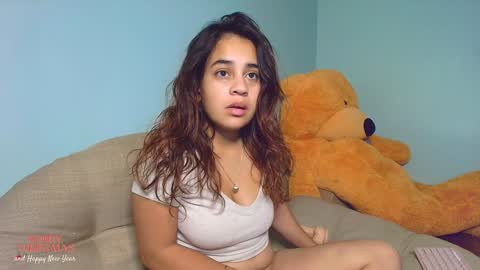 Snapshot of chloe_maia1 chatting on December 14, 1:50 am AMY online show from December 14, 1:50 am