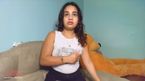 Snapshot of chloe_maia1 chatting on December 19, 2:34 am AMY online show from December 19, 2:34 am