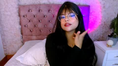 Chloe  online show from November 10, 8:52 pm