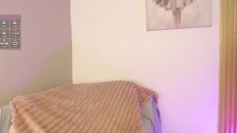 chloe_peach_ online show from April 17, 12:19 pm