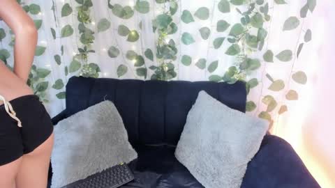 Chloe online show from March 30, 12:39 pm