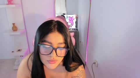 chloe_t2 online show from March 27, 9:47 pm