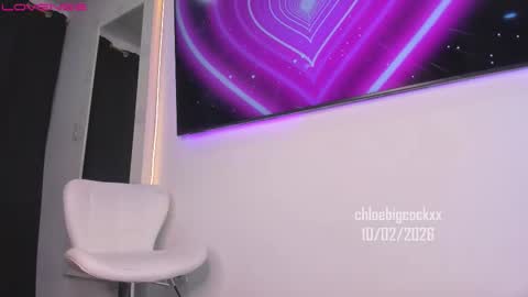 Im Chloe    independent account      online show from February 11, 4:06 am