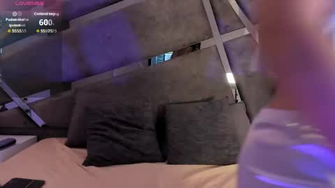 chloee_parkerr online show from April 8, 3:39 am