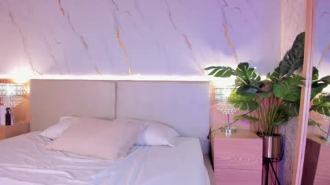 Chloee online show from November 8, 11:43 am