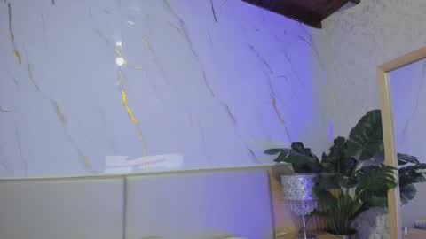 Chloee online show from November 20, 11:21 am