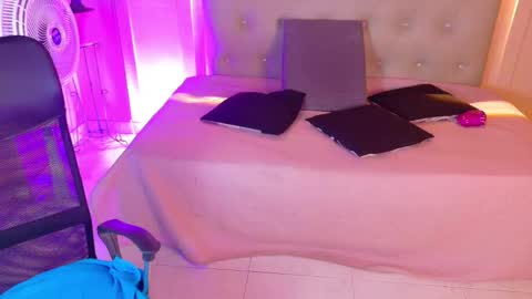 Snapshot of chloerossee chatting on January 11, 1:32 am Chloe rosse online show from January 11, 1:32 am