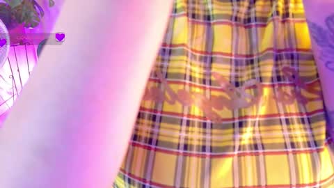 Snapshot of chloerossee chatting on February 11, 1:32 am Chloe rosse online show from February 11, 1:32 am