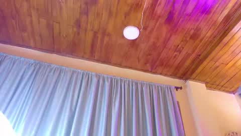 Snapshot of chloerossee chatting on February 21, 1:06 am Chloe rosse online show from February 21, 1:06 am