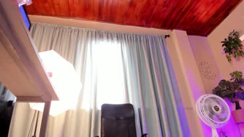 Chloe rosse online show from March 29, 1:00 pm