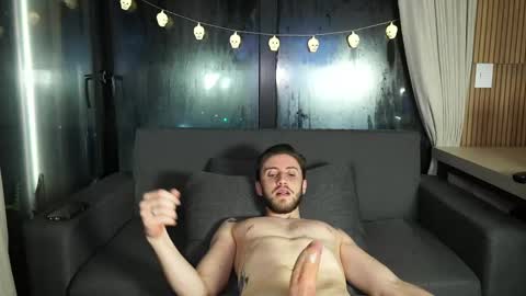 Snapshot of chloesweetdreams chatting on October 14, 2:01 am Chloe and Schott online show from October 14, 2:01 am