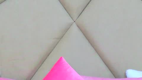 Chloe Vee online show from March 30, 4:57 am