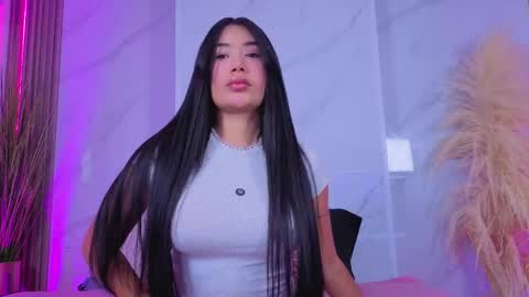 Snapshot of chlooee_ chatting on May 26, 2:29 am Chlooe online show from May 26, 2:29 am