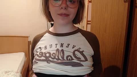 Snapshot of chmiri chatting on December 8, 7:11 pm chmiri online show from December 8, 7:11 pm