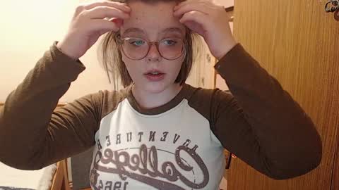 Snapshot of chmiri chatting on December 18, 2:38 pm chmiri online show from December 18, 2:38 pm