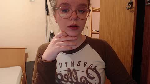 Snapshot of chmiri chatting on January 19, 4:33 am chmiri online show from January 19, 4:33 am