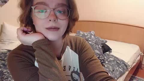 Snapshot of chmiri chatting on October 19, 1:01 pm chmiri online show from October 19, 1:01 pm