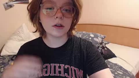 Snapshot of chmiri chatting on October 26, 12:55 pm chmiri online show from October 26, 12:55 pm