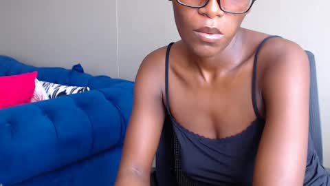 Snapshot of choccoa chatting on February 4, 9:17 am Daisy online show from February 4, 9:17 am