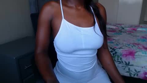 Snapshot of choccoa chatting on October 6, 8:45 am Daisy online show from October 6, 8:45 am