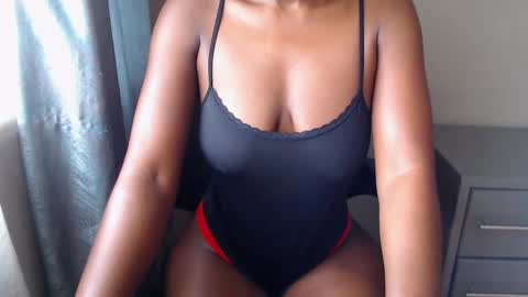 Snapshot of choccoa chatting on November 24, 9:09 am Daisy online show from November 24, 9:09 am