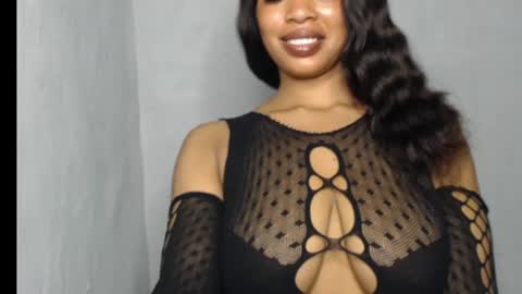 ESTHER online show from April 4, 7:39 am