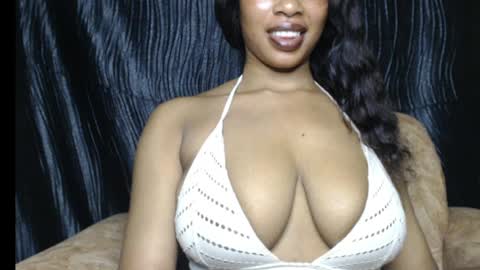 ESTHER online show from April 8, 11:48 pm