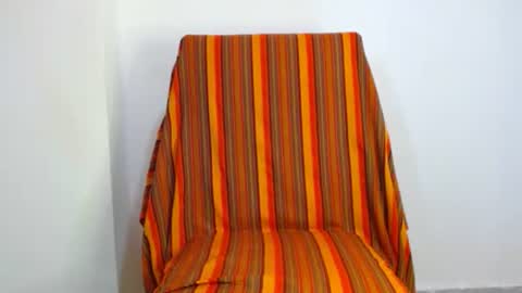 Snapshot of choco_sweee chatting on March 8, 5:49 am Maddie online show from March 8, 5:49 am