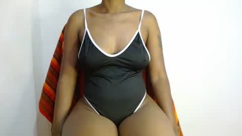 Snapshot of choco_sweee chatting on March 12, 4:51 am Maddie online show from March 12, 4:51 am