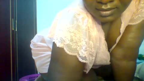 chocobabe002 online show from June 19, 4:39 am